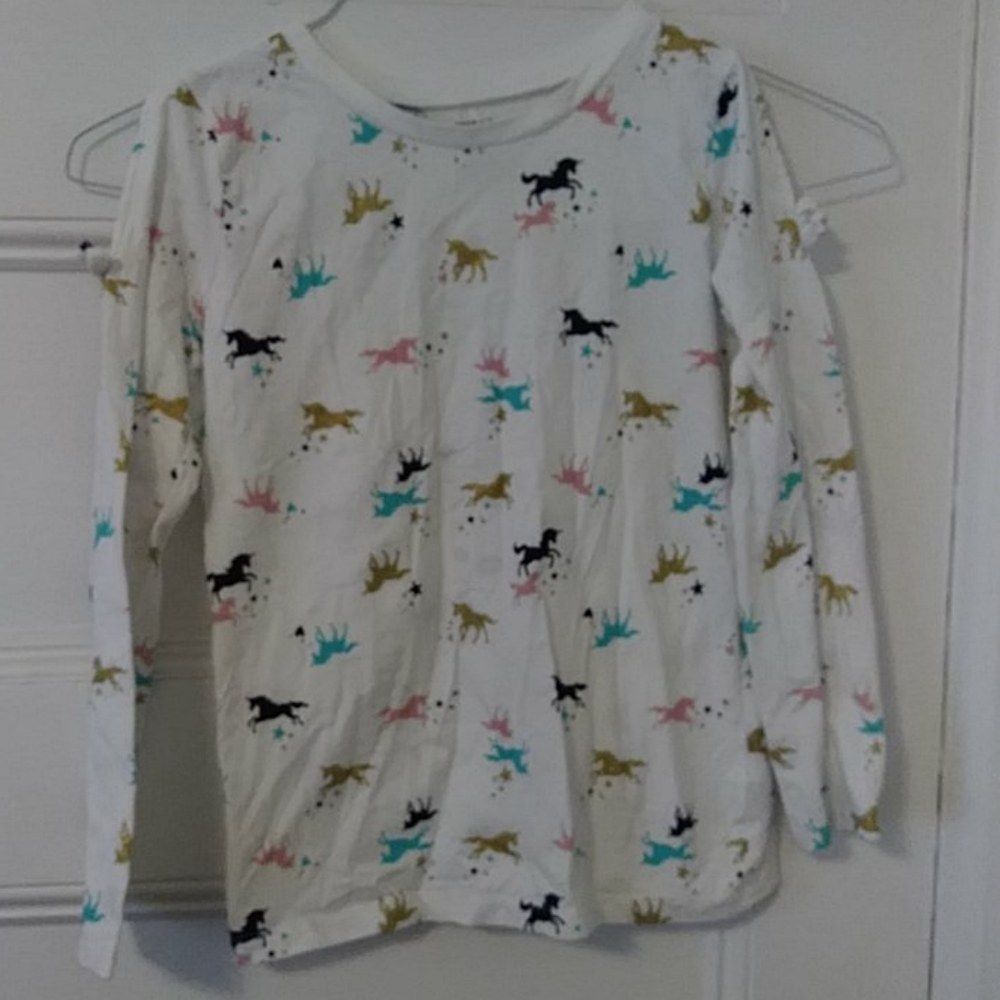 NWOT Carter's kid long sleeve tee
